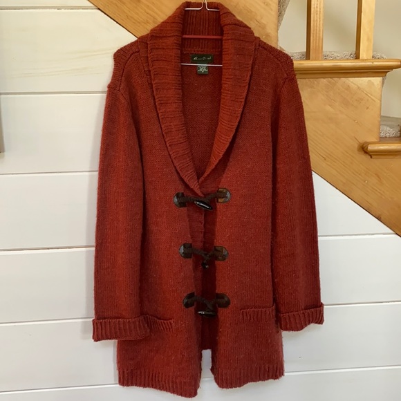 Women’s Eddie Bauer size Medium sweater Cardigan - Picture 1 of 5